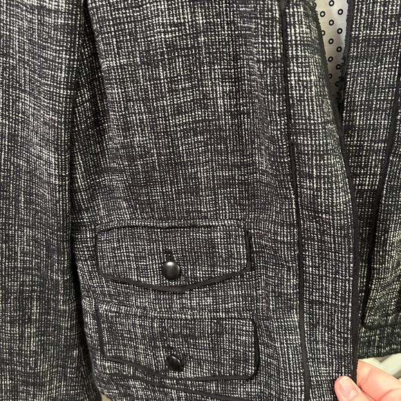 Club Monaco jacket size 10 - Picture 3 of 4